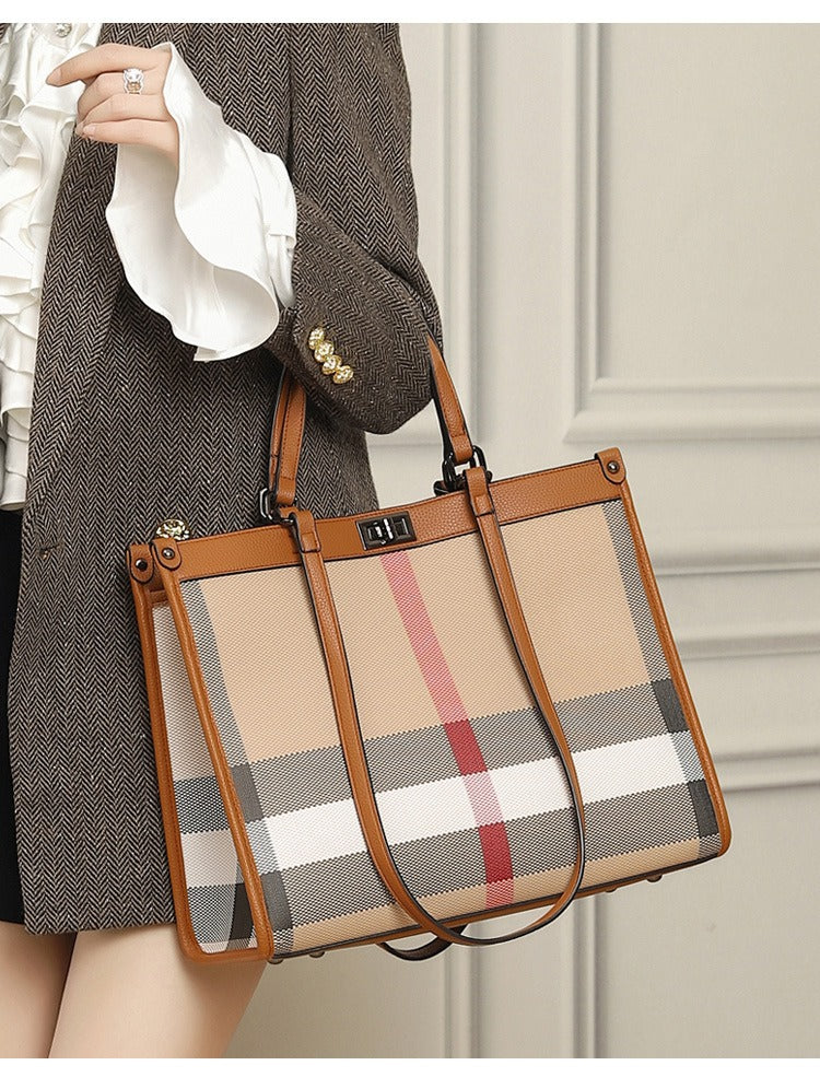 2024 New checkered tote bag, high-end for ladies, large capacity, plaid shoulder bag