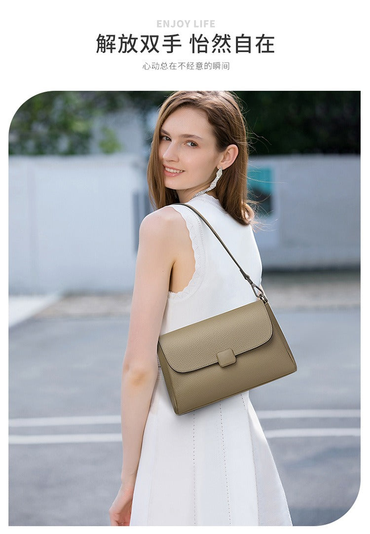 Leather women's single shoulder bag, cowhide, fashionable and versatile, mom bag. Small, new summer 2024 style. Simple and anti-theft. Crossbody bag for women.